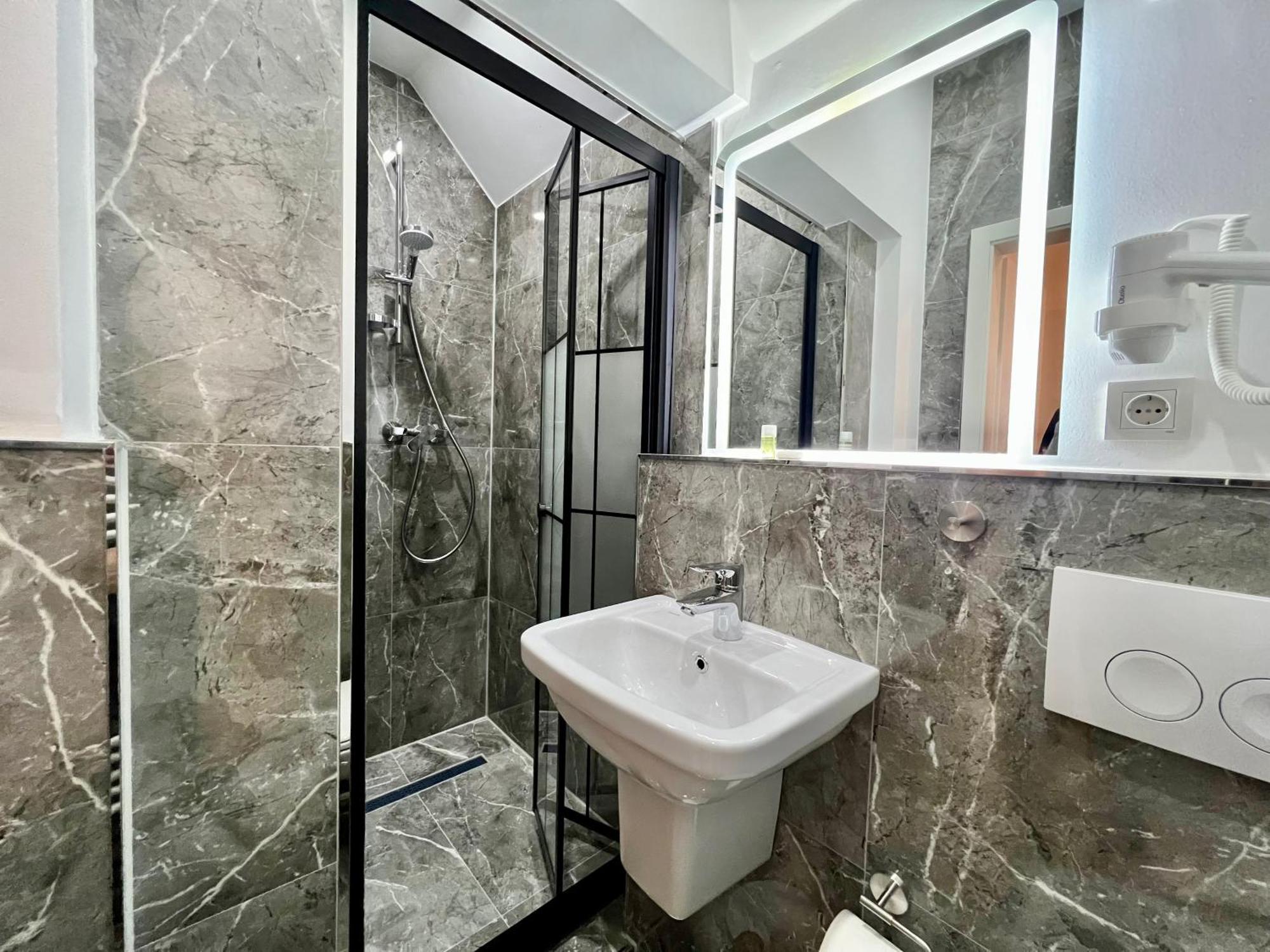 Durmaz Hotel Hannover Dış mekan fotoğraf