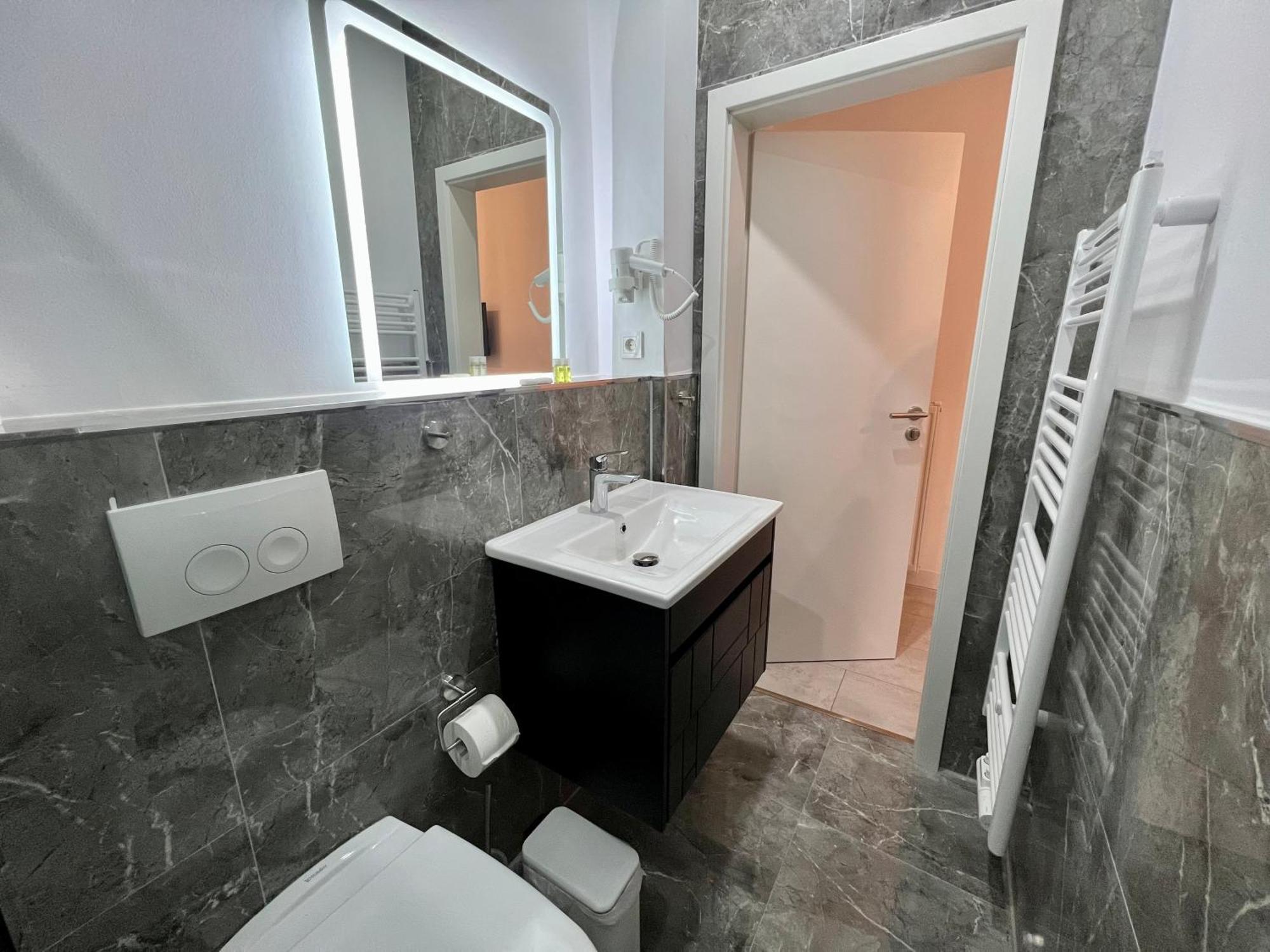 Durmaz Hotel Hannover Dış mekan fotoğraf